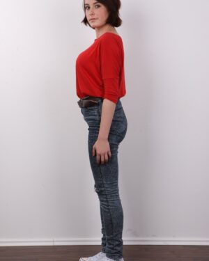 Lucie Busty Casting Girl