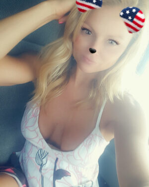 Meet Madden Pussy Snaps