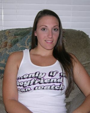 Melanie Chesty Amateur Model