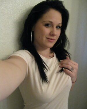 Mia Busty Self Shot Girlfriend