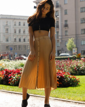 Miki Pedangen Beauty Is Divine Zishy