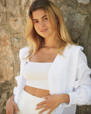 Milena Nigriv Goddess In Nature Superbe
