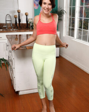 Natalie Porkman Workout Leggings AMKingdom