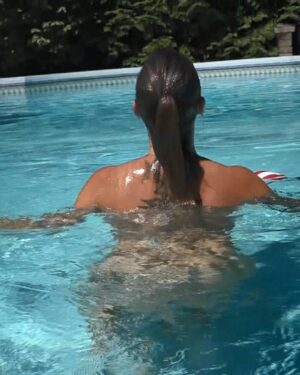 Nikki Sims Loves Skinny Dipping