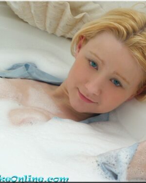Pattycake Bubble Bath Boobs