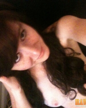 Rawr Baby X Nude Selfies