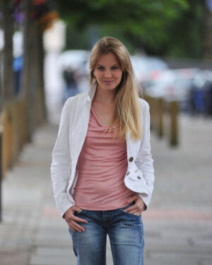 Rose Street Seen Girlfolio