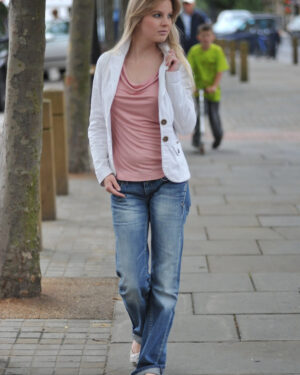 Rose Street Seen Girlfolio