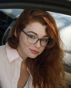 Sabrina Lynn Pleasure Zishy