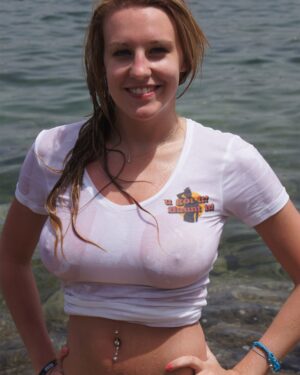 Sammi Wet Shirt Beach