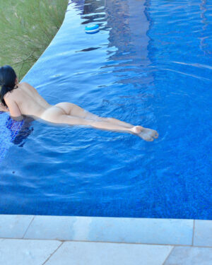 Saraya FTV Sexy Gymnast Girl