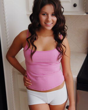 Shyla Jennings Laundry Day