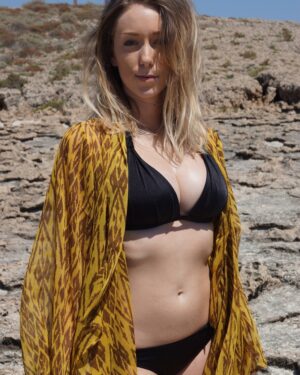 Sophie Perky Beach Tits Girl