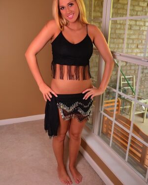 Spencer Nicks Bellydancing