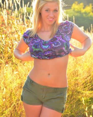 Spencer Nicks Nude Field