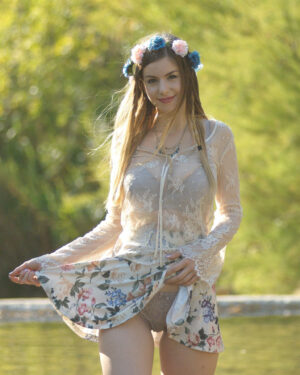 Stella Cox Busty Fairy Breathtaker