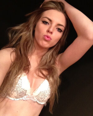 Stephanie Amateur Newcomer
