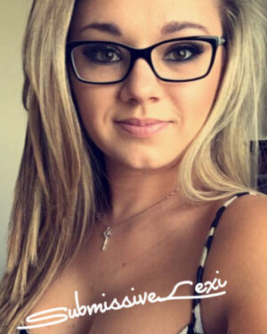Submissive Lexi Webcam Model
