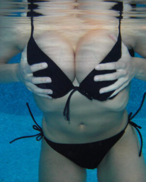 Sweet Krissy Skinny Dipping