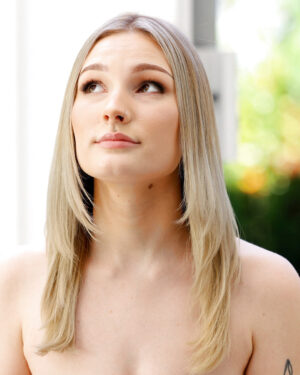 Syrah Blondie Can Take It Casting Couch HD