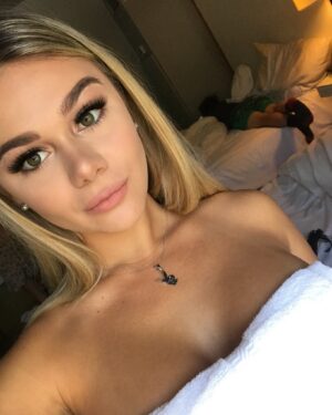 Tahlia Paris Candid Pics