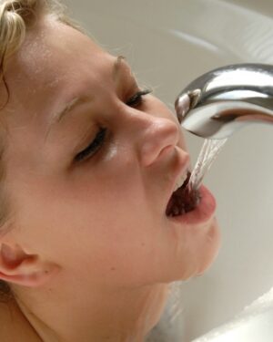 Teen Kasia Bath