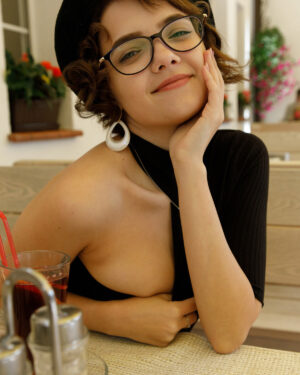 Victoria Minina Cafe Society 1 Zishy