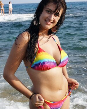 Wet Dublin Bikini Girl