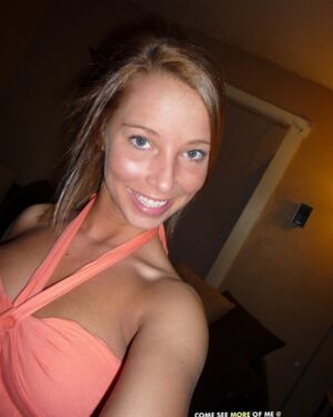 Your Caitlynn Orange Self Shot
