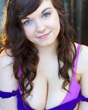 Ambz Beautiful Eyes and Boobs
