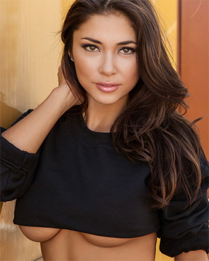 Arianny Celeste Nude Photoshoot
