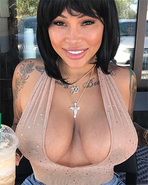 Brittany Big Boobs Burgers and Coffee