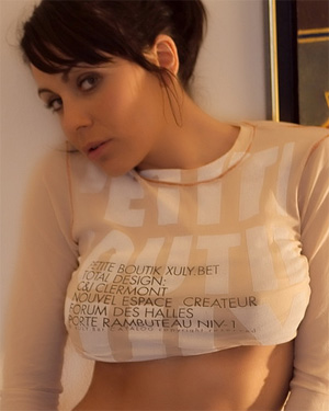 Super Hot Brunette