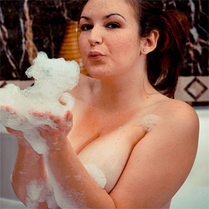 Camerella Cams Bath Fun