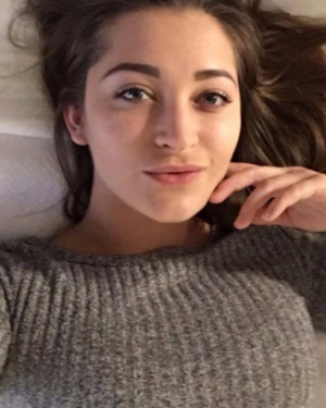 Dani Daniels Selfies