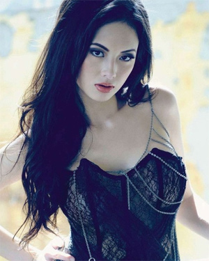 Ellen Adarna FHM