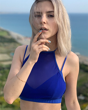 Eva Elfie Nude Fancentro