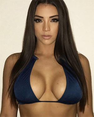 Kelsi Shay Busty Cybergirl