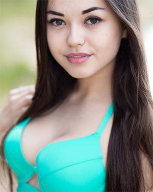 Li Moon Wears Her Bikini But Not Really