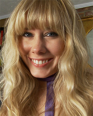 Malloy Martini Pussy for Candy Girl Video