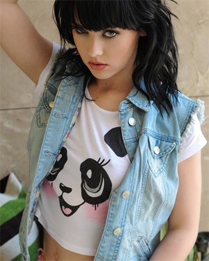 Mellisa Clarke Cute Shirt