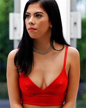 Mila Latina Beauty Net Girl