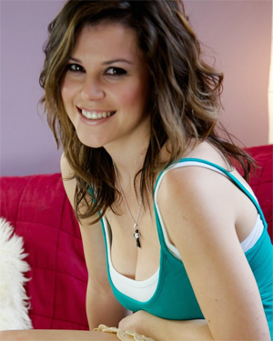 Missy Busty Brit