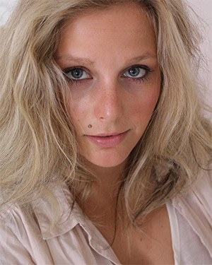 Susanne Hot Naked Charwoman