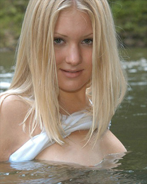Tiffany Teen Wet Shirt