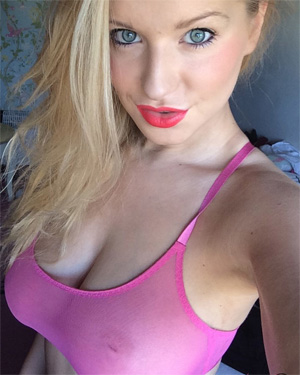 Jess Davies Sexy Selfies