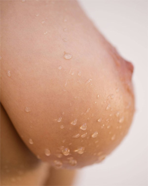 Marina Visconti Dripping Wet Tits